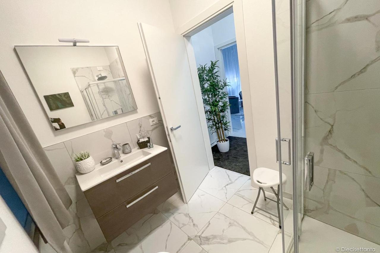 The Gallery Boutique Rooms Триест Экстерьер фото
