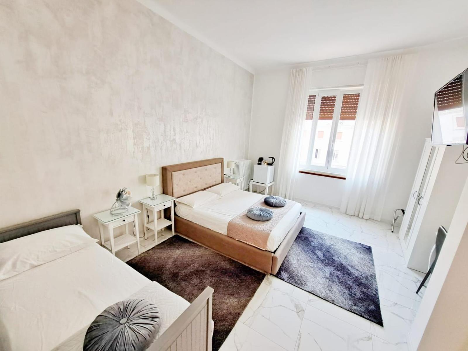 The Gallery Boutique Rooms Триест Экстерьер фото